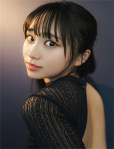 《新白发魔女传蒋勤勤》